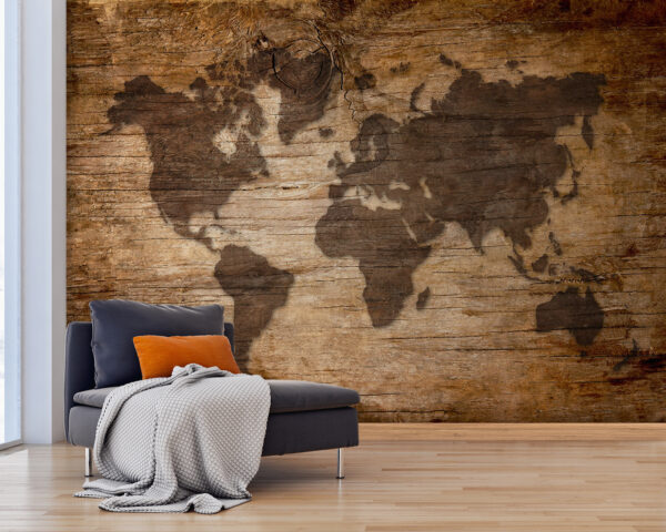 Mapa del mundo sobre una superficie de madera Mapa del mundo sobre una superficie de madera