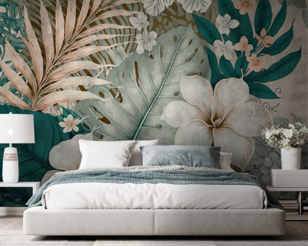 Arreglo floral y follaje tropical. Arreglo floral y follaje tropical.