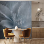 Fotomurales Una flor blanca con una flor encima