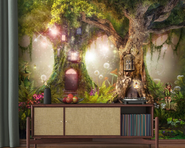Una casa de hadas en un árbol Una casa de hadas en un árbol