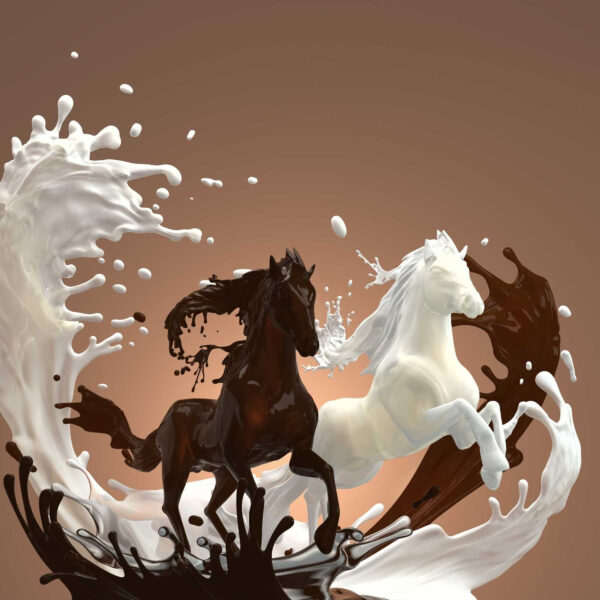 Caballo con leche salpicando a su alrededor Caballo con leche salpicando a su alrededor