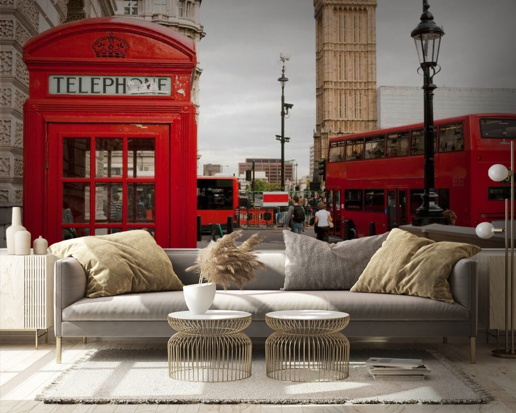 u55730pig9 1024x819 - Cabina telefónica roja en una ciudad - tegory