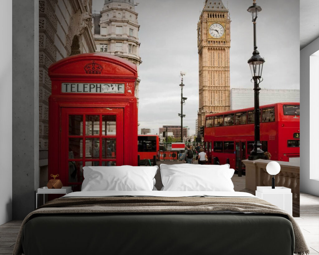 u55730pib84 1024x819 - Cabina telefónica roja en una ciudad - tegory