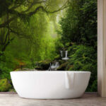 Fotomurales Arroyo que atraviesa un bosque