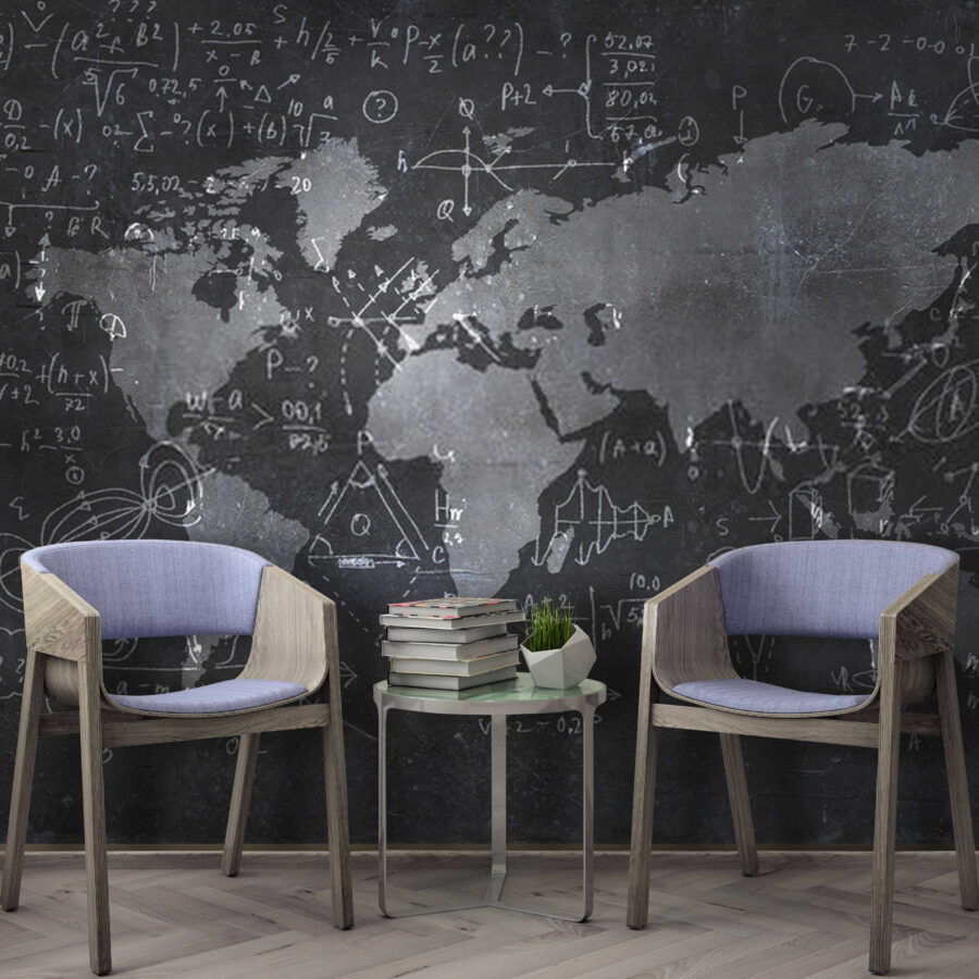 Pizarra con un mapa y ecuaciones matemáticas