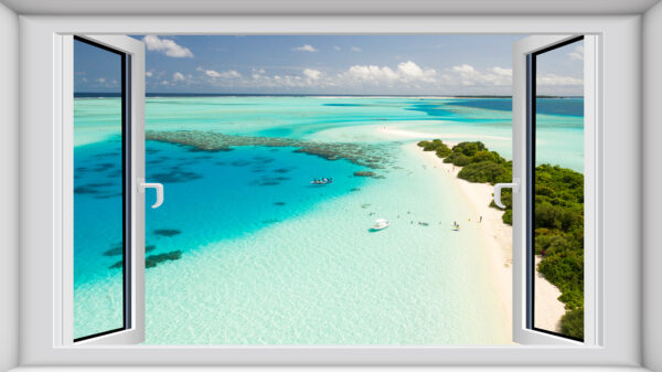 Vista de una playa desde una ventana Vista de una playa desde una ventana
