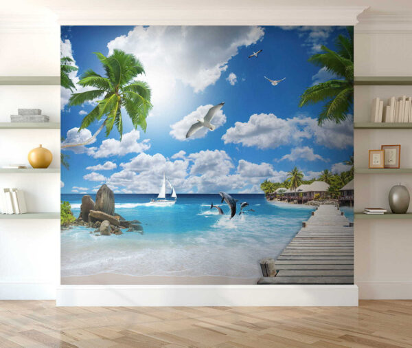 Muelle de madera con palmeras y playa con barcas y delfines Muelle de madera con palmeras y playa con barcas y delfines
