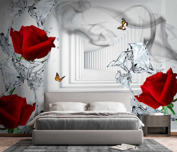 Rosas rojas y mariposas en un vaso Rosas rojas y mariposas en un vaso