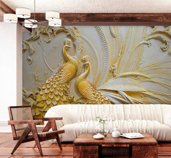 Elegantes pavos reales en relieve ornamentado Elegantes pavos reales en relieve ornamentado