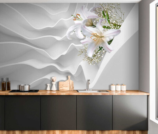 Arreglo floral blanco sobre una superficie blanca Arreglo floral blanco sobre una superficie blanca