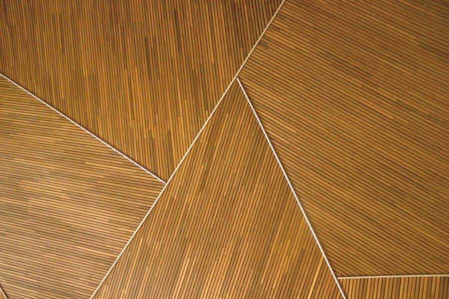 Diseño artístico de paneles de madera.