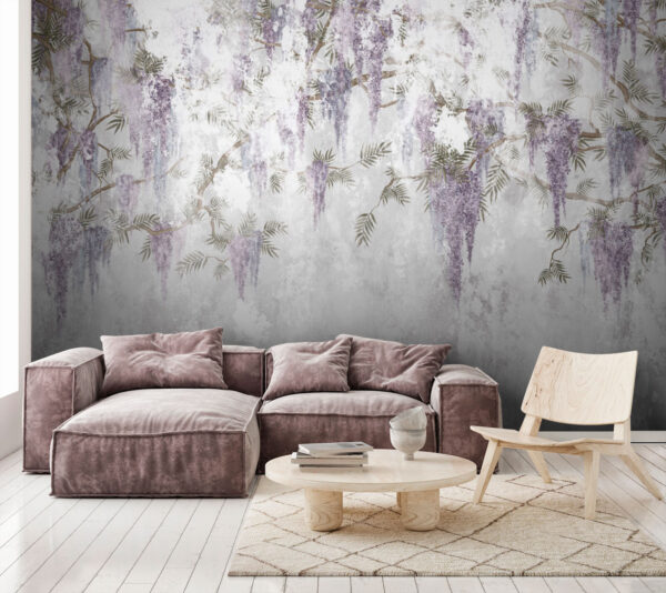 Pared blanca con flores moradas Pared blanca con flores moradas