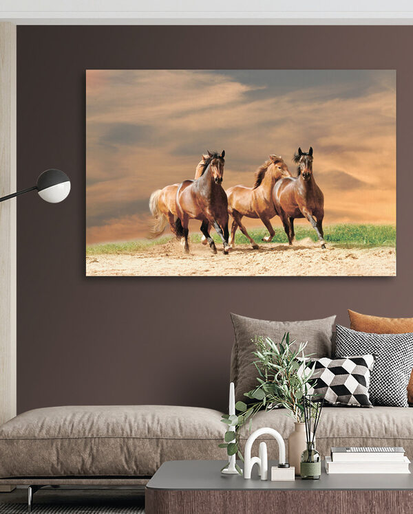 Cuadros Un grupo de caballos corriendo por un camino de tierra (SKU: s12435) Cuadros Cuadros Un grupo de caballos corriendo por un camino de tierra (SKU: s12435)