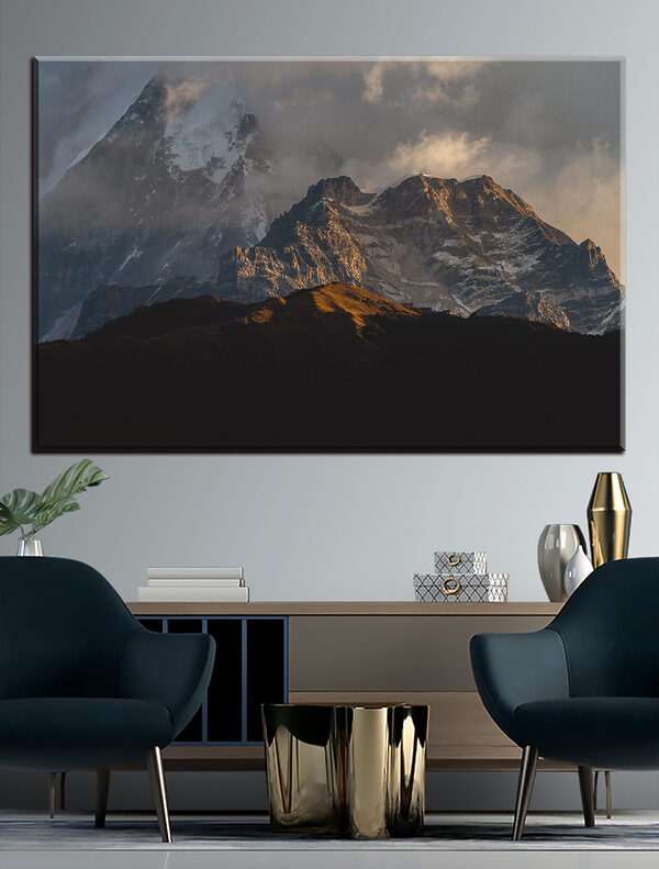 Cuadros Una cordillera con las cimas nevadas