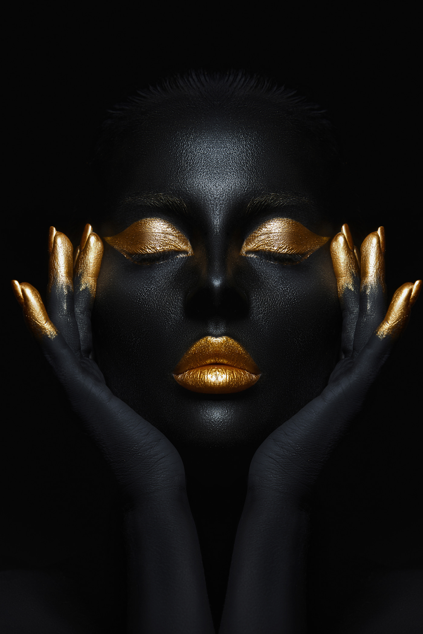 Radiant touch in the darkness Radiant touch in the darkness