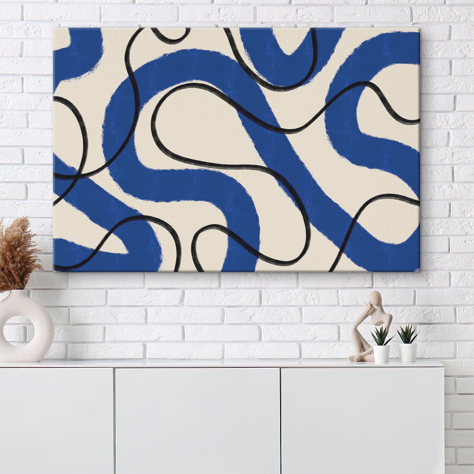 A blue and white pattern