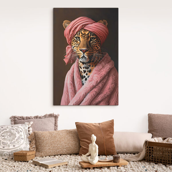 Cuadros Un leopardo con una bata rosa y un turbante rosa (SKU: s38267) Cuadros Cuadros Un leopardo con una bata rosa y un turbante rosa (SKU: s38267)