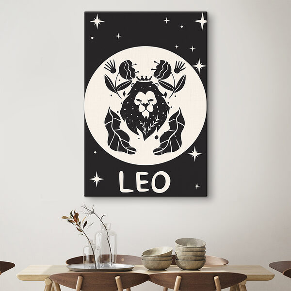 Cuadros Cuadros Una imagen en blanco y negro de un león con hojas y flores (SKU: s39290)