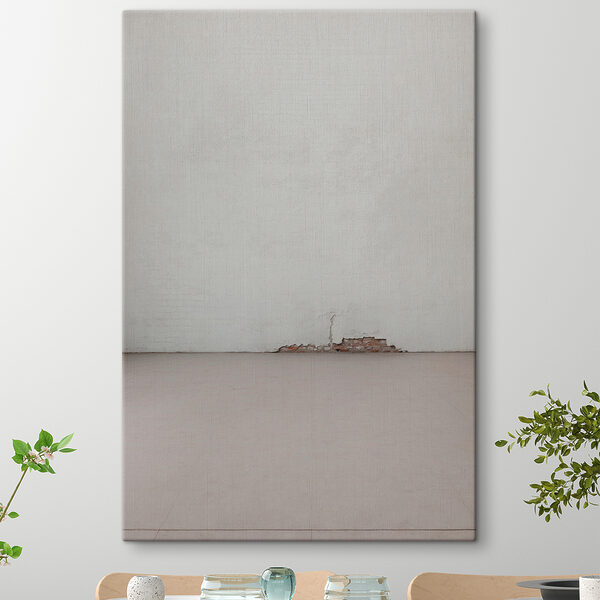 White wall with a crack in the wall