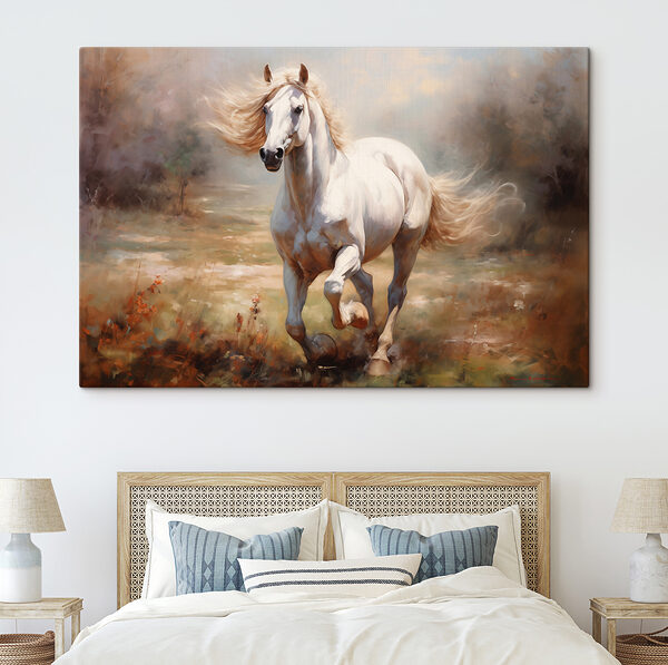 Cuadros Un caballo blanco corriendo por un campo