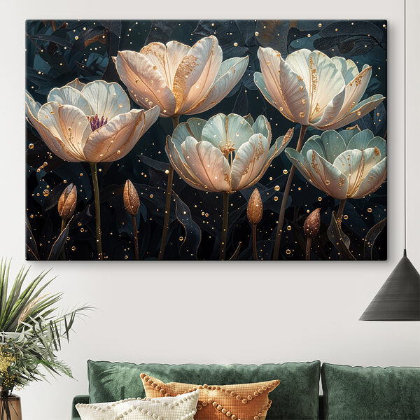Elegant flowers with delicate details Elegant flowers with delicate details
