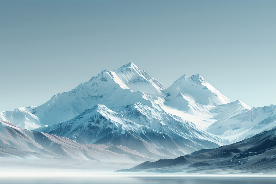 Cordillera nevada con una masa de agua Cordillera nevada con una masa de agua