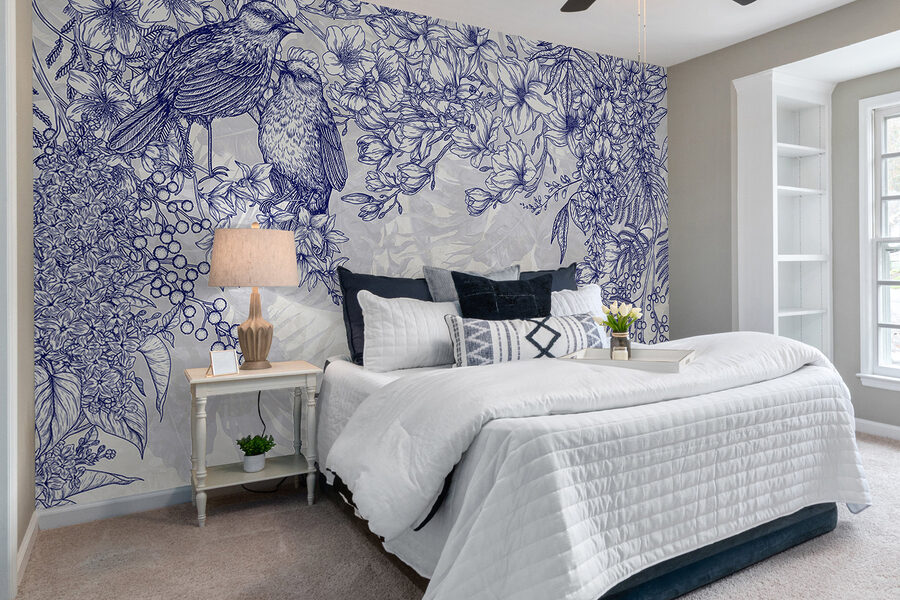 Dibujo azul y blanco de pájaros y flores