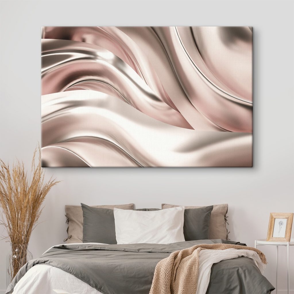 Fluid beauty in metallic waves Fluid beauty in metallic waves