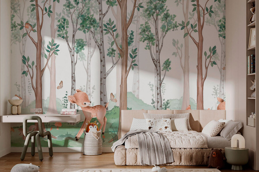 Papel pintado con un bosque de árboles y animales