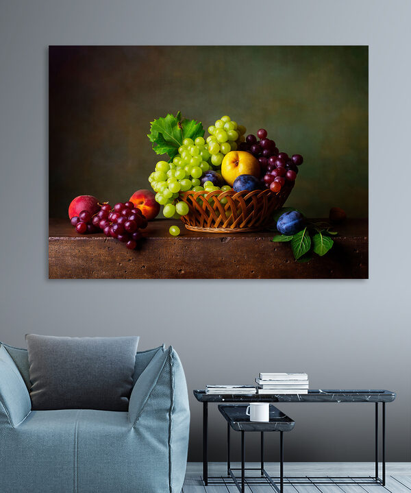 Cuadros Cuadros Cesta de fruta sobre una mesa (SKU: s31114)