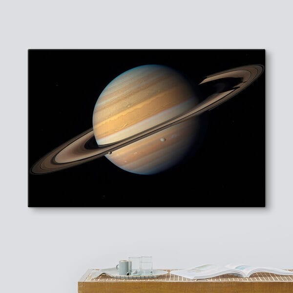 Planet with rings around it Planet with rings around it