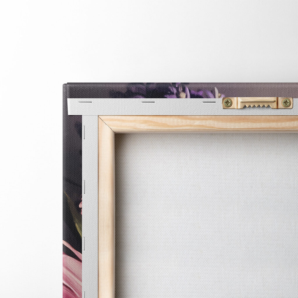 Vase of flowers