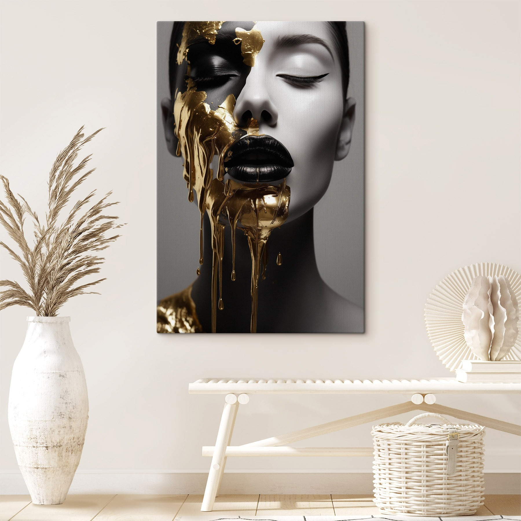 Bold beauty with striking contrasts Bold beauty with striking contrasts