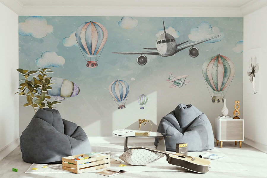 Grupo de globos aerostáticos y aviones