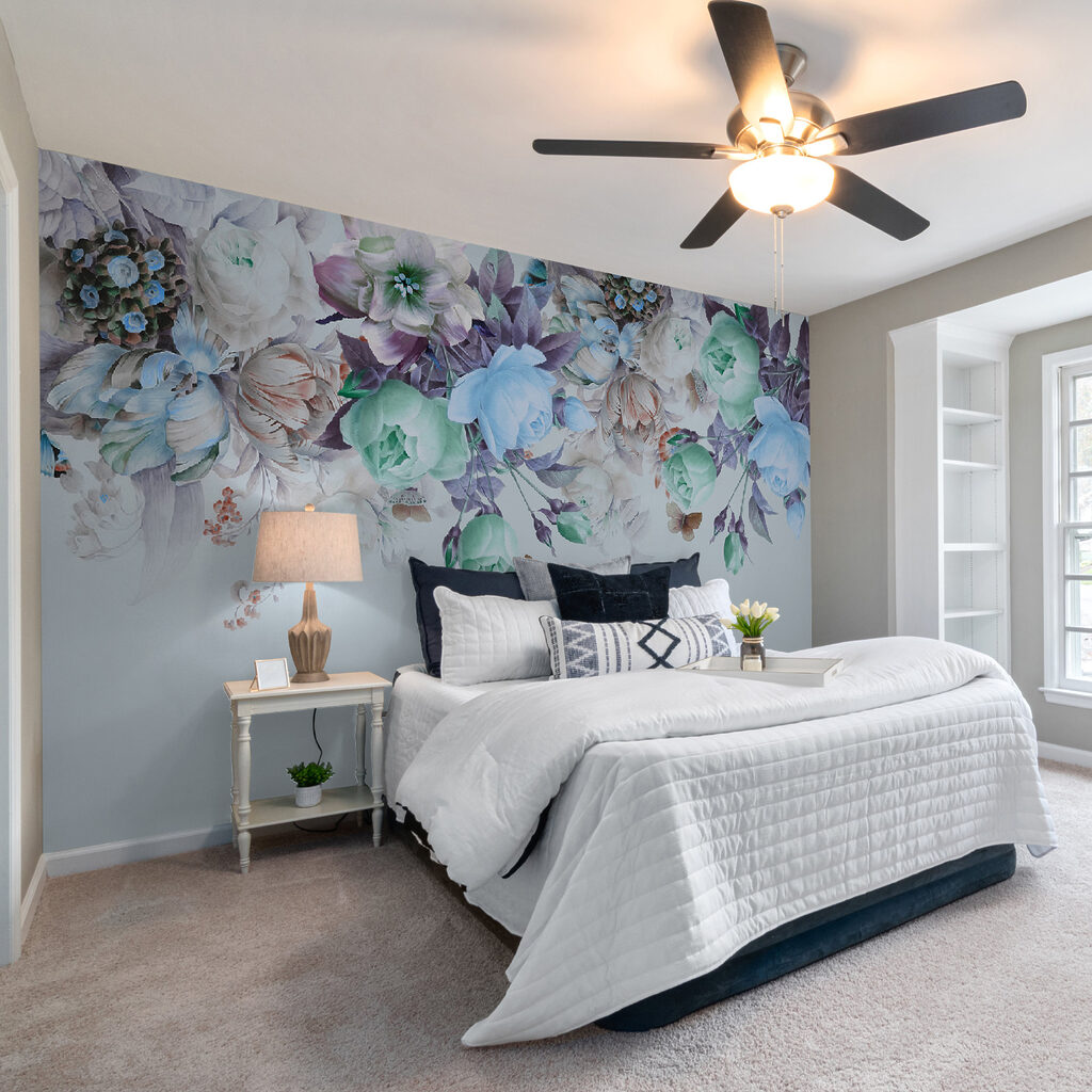 Elegant floral arrangement with butterflies Elegant floral arrangement with butterflies