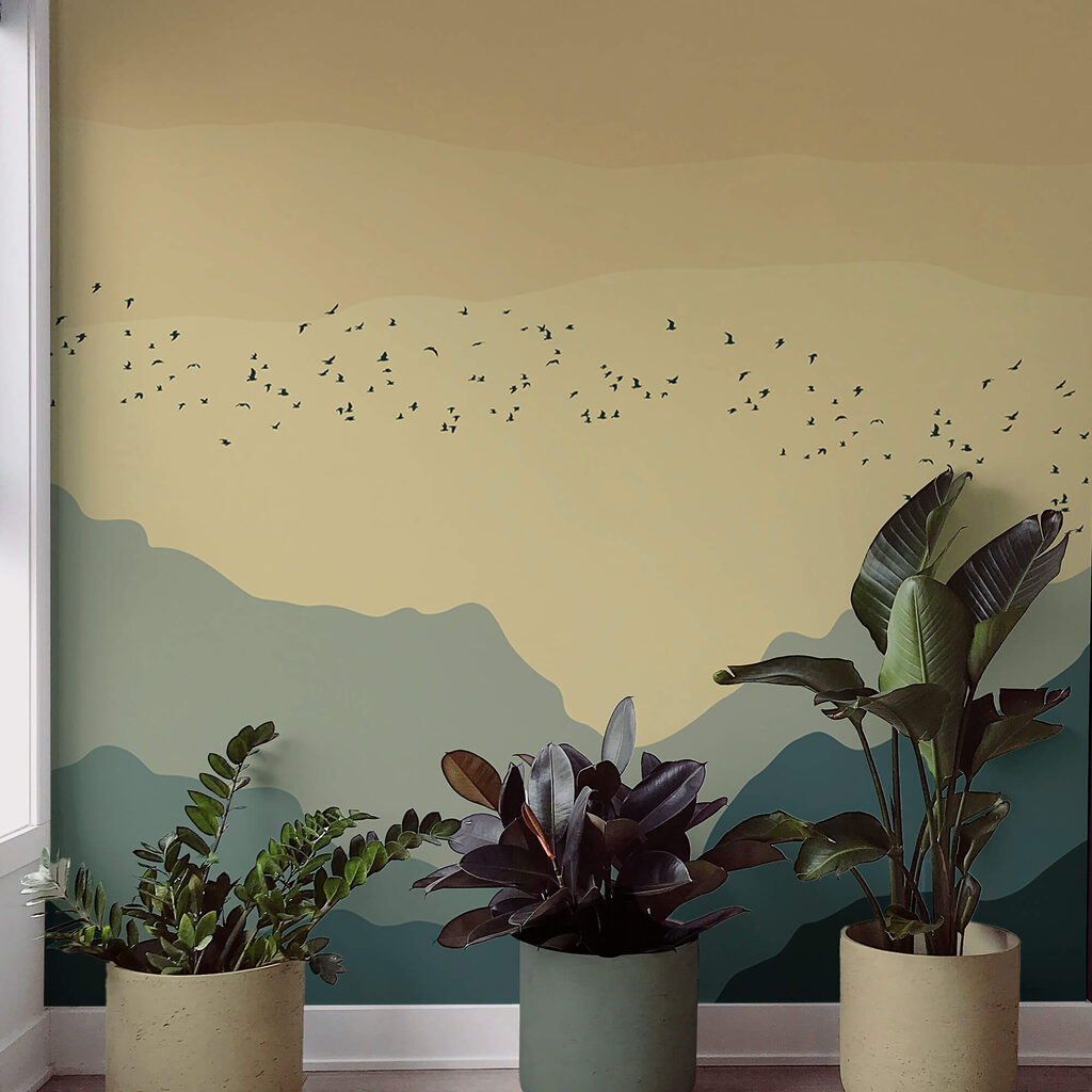 Grupo de pájaros volando sobre las montañas Grupo de pájaros volando sobre las montañas