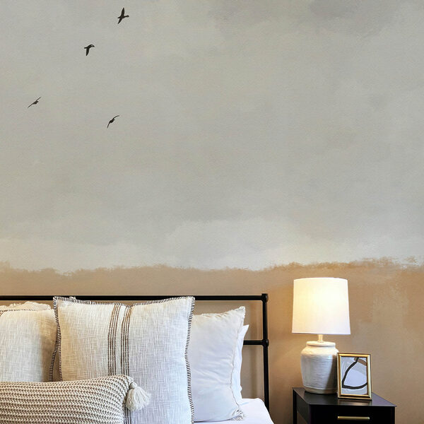 Pájaro volando en el cielo Pájaro volando en el cielo