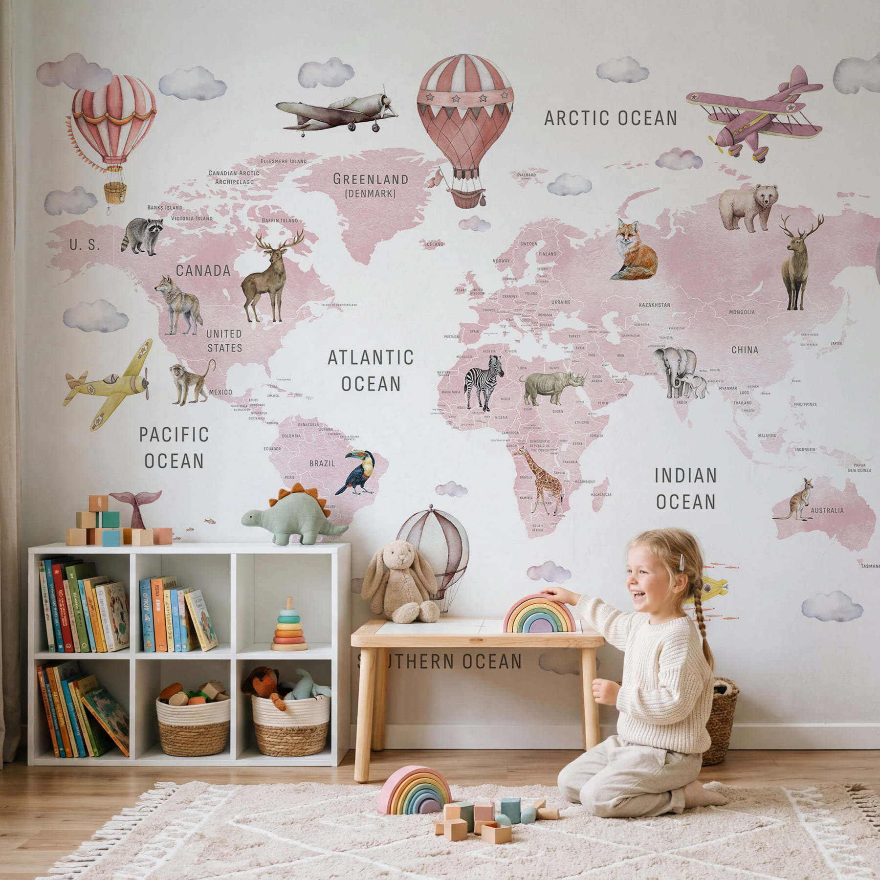 Mapa del mundo con animales y aves