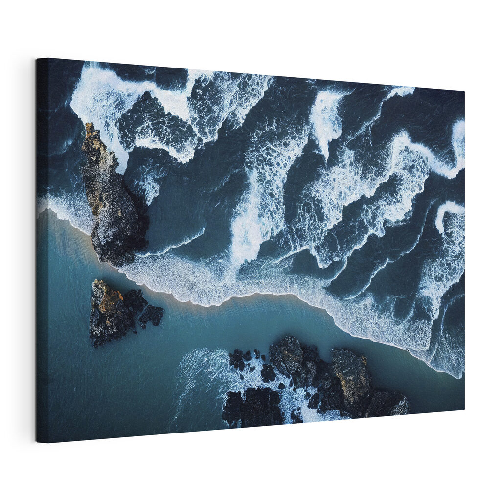 Waves crashing on a beach Waves crashing on a beach