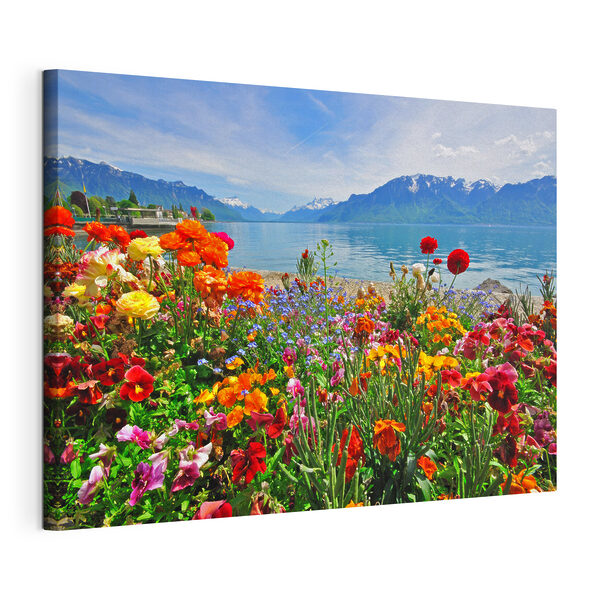 Cuadros Cuadros Parterre con flores y un lago al fondo (SKU: s00006)