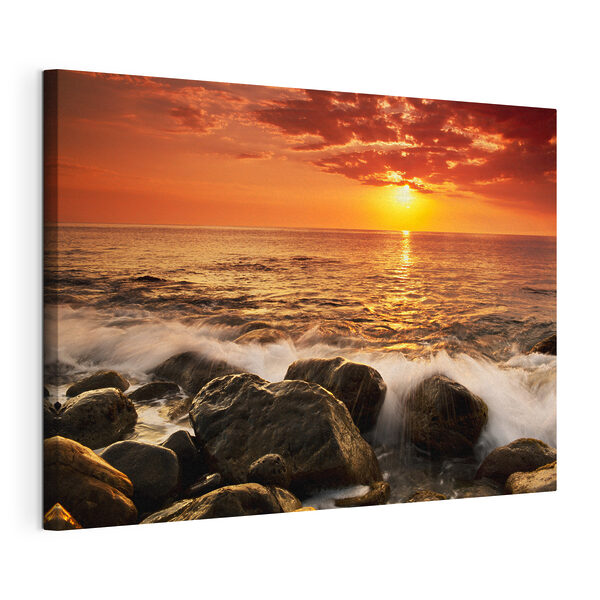 Cuadros Una puesta de sol sobre una playa rocosa (SKU: s19480) Cuadros Cuadros Una puesta de sol sobre una playa rocosa (SKU: s19480)